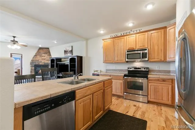 2060 Cheyenne Summer View Colorado Springs, CO 80904