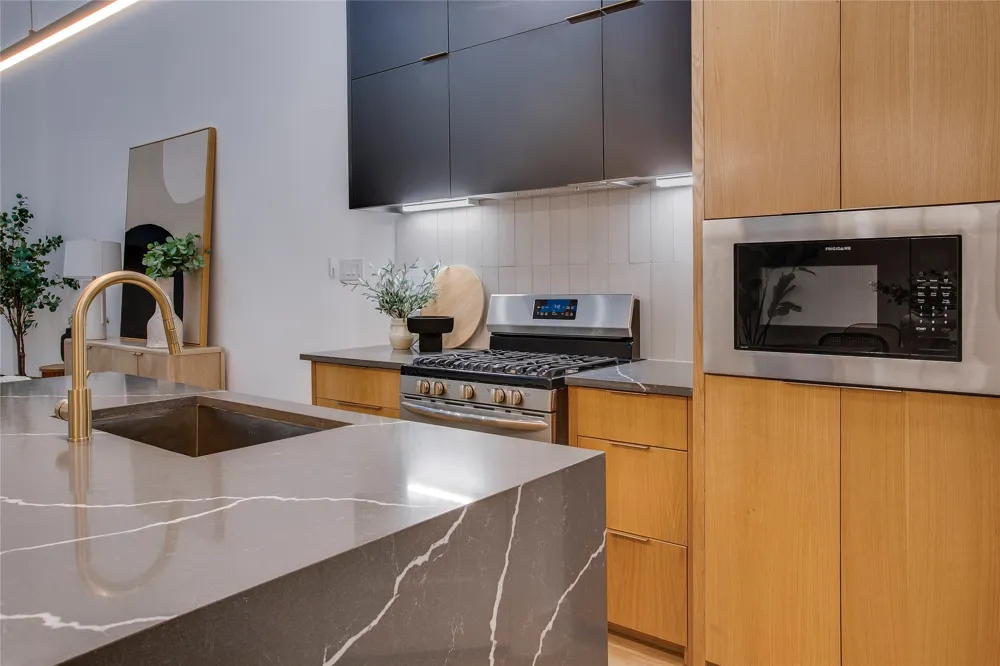 2313 S Vernon Avenue Dallas, TX 75224
