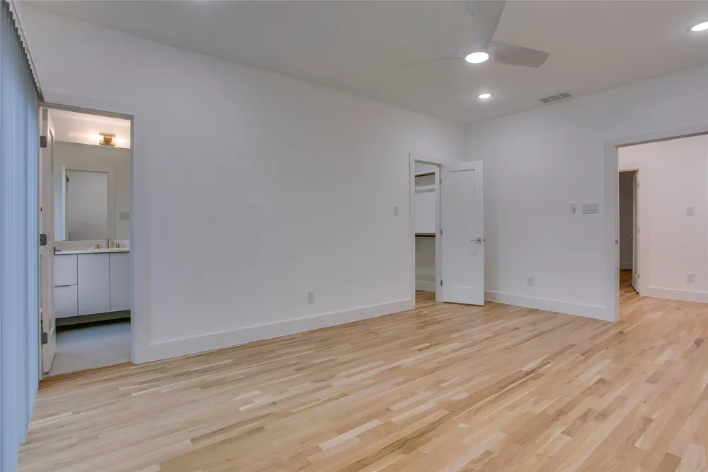 2313 S Vernon Avenue Dallas, TX 75224