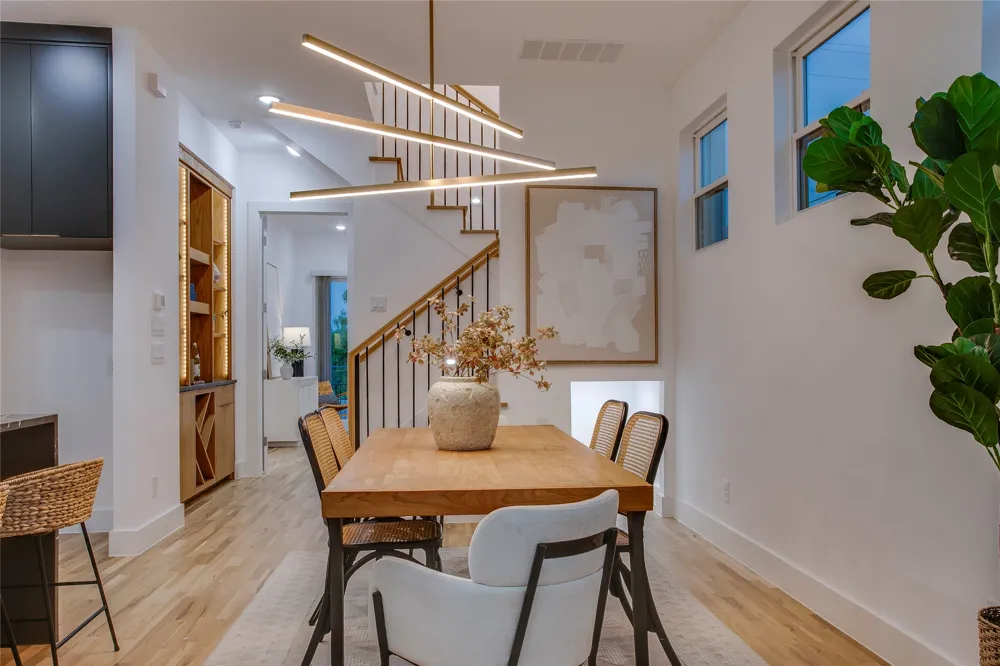 2313 S Vernon Avenue Dallas, TX 75224