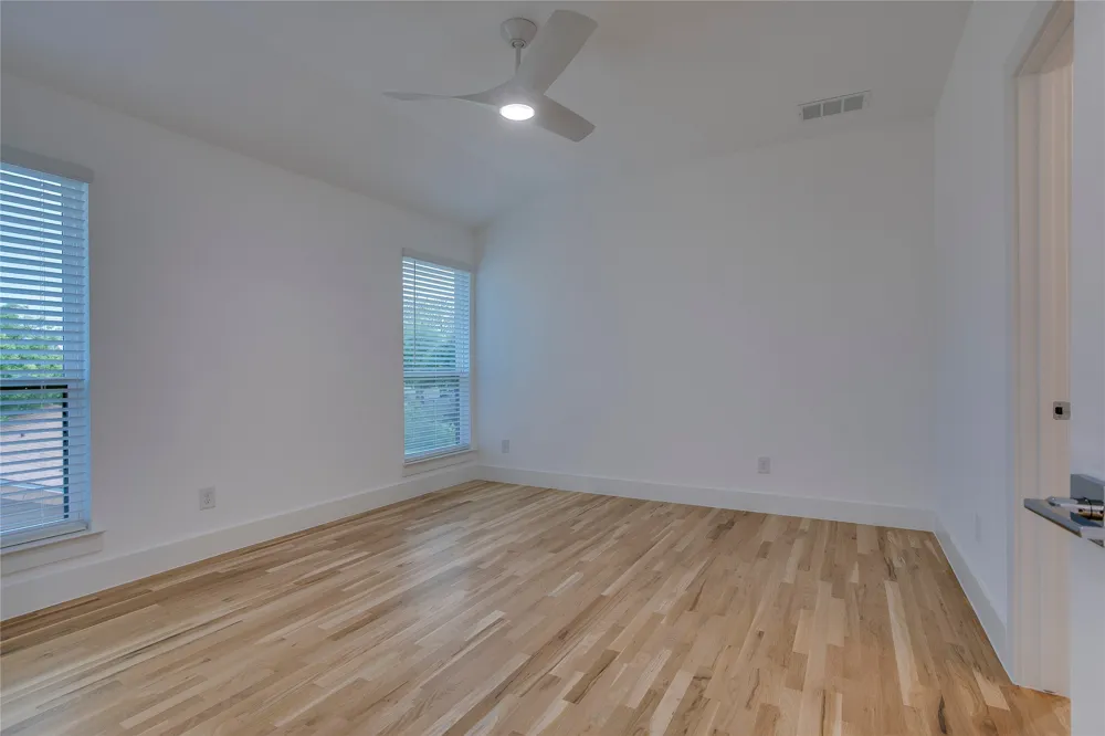 2313 S Vernon Avenue Dallas, TX 75224