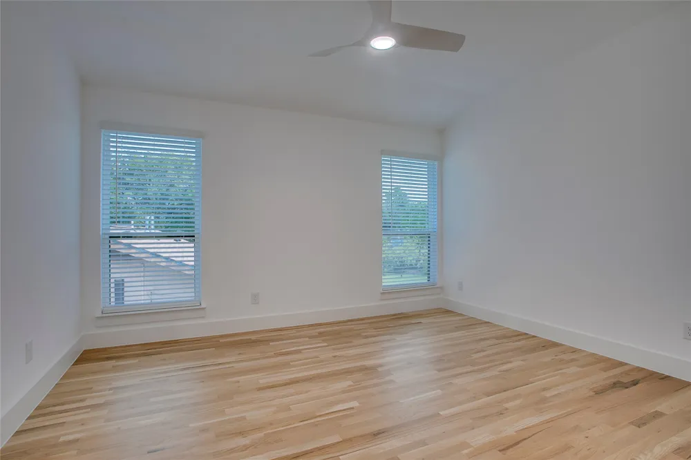 2313 S Vernon Avenue Dallas, TX 75224