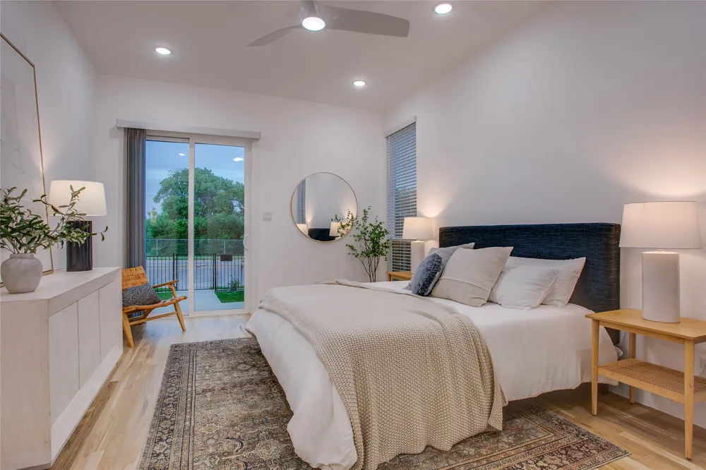 2313 S Vernon Avenue Dallas, TX 75224