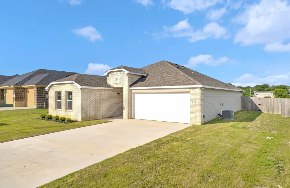 935 Antelope Trail Temple, TX 76504