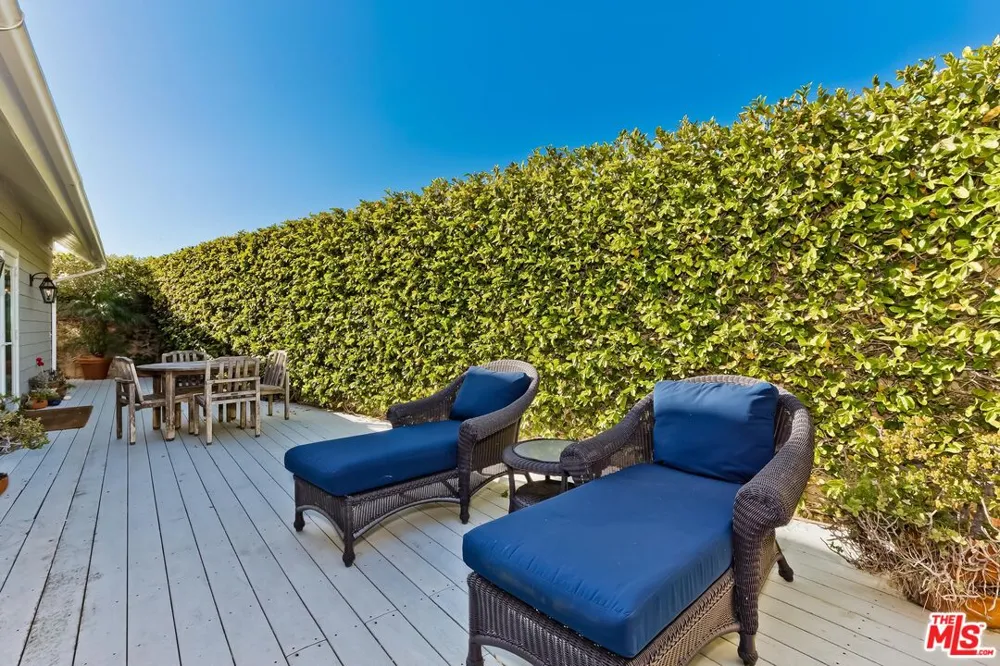 25129 MALIBU ROAD Malibu, CA 90265
