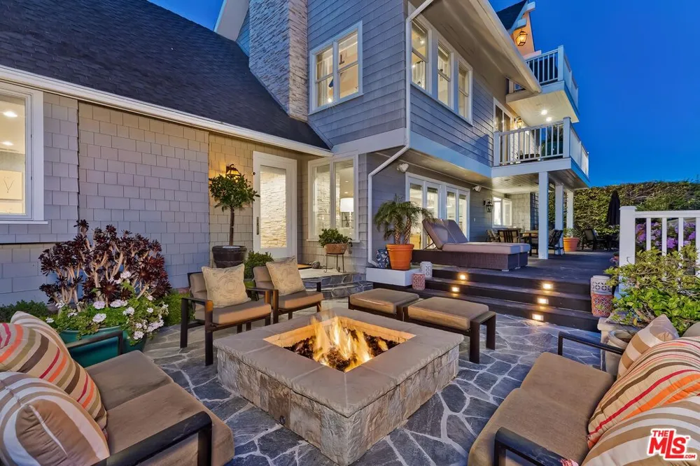 25129 MALIBU ROAD Malibu, CA 90265
