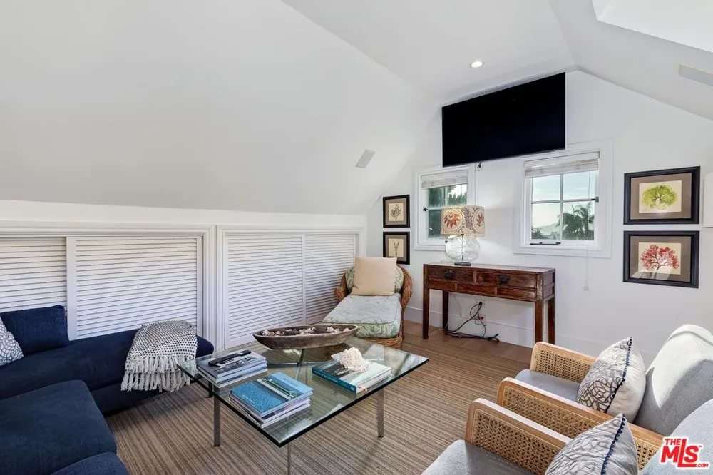 25129 MALIBU ROAD Malibu, CA 90265