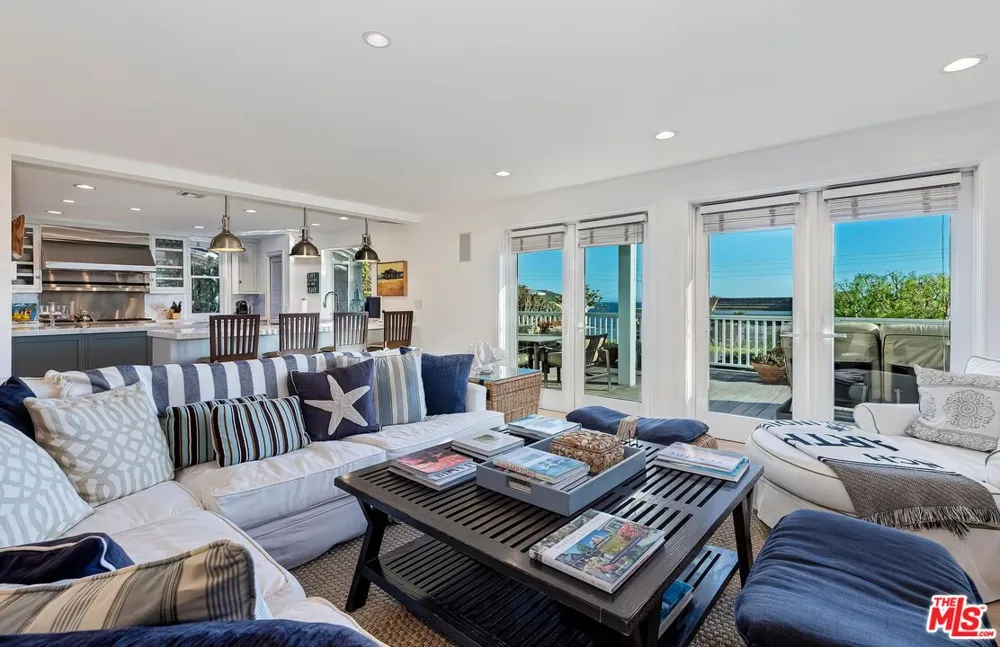 25129 MALIBU ROAD Malibu, CA 90265