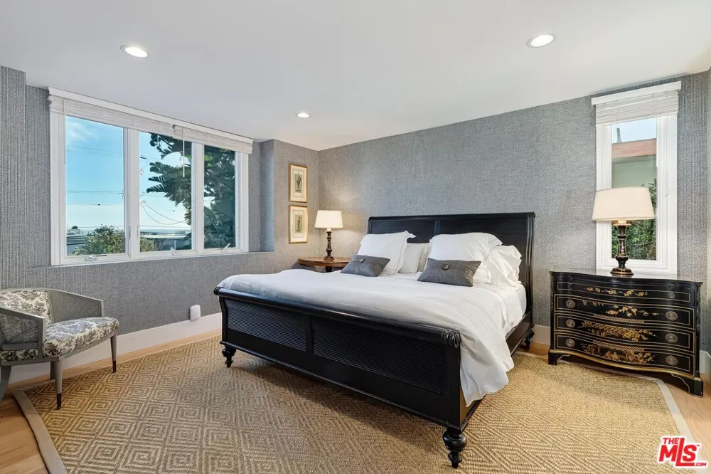 25129 MALIBU ROAD Malibu, CA 90265