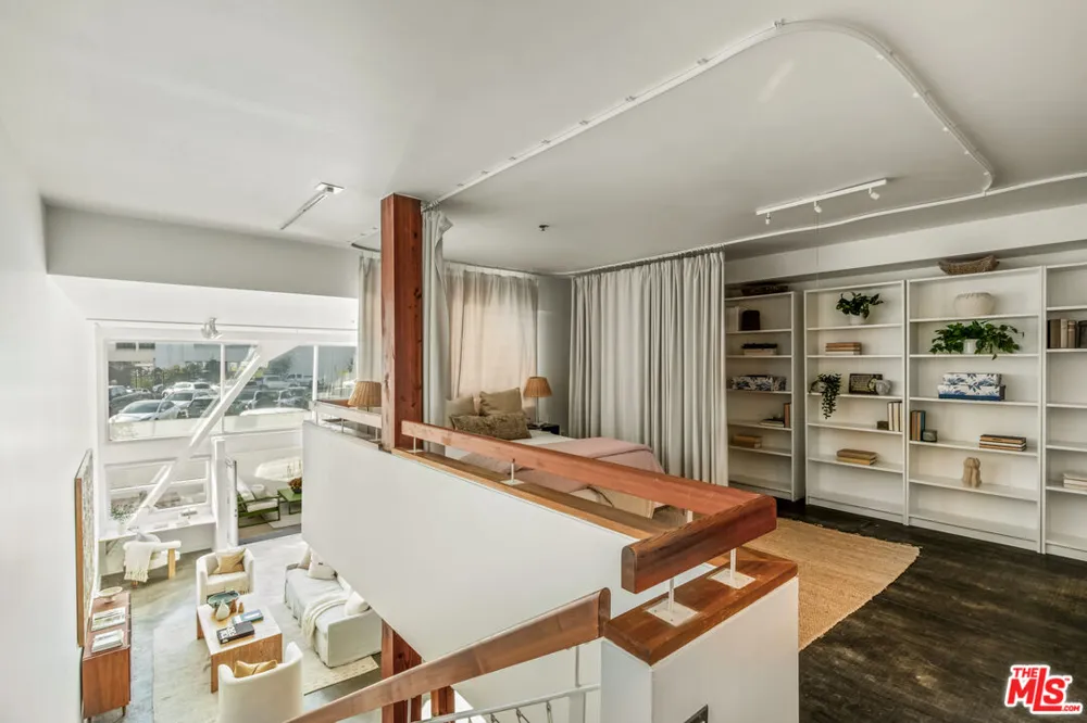 615 Hampton Drive Venice, CA 90291