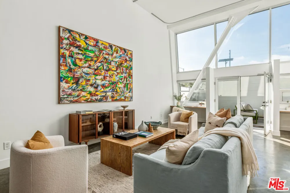 615 Hampton Drive Venice, CA 90291