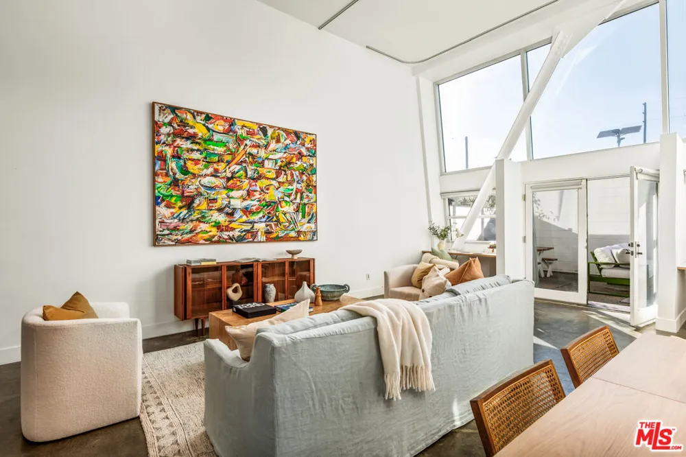 615 Hampton Drive Venice, CA 90291