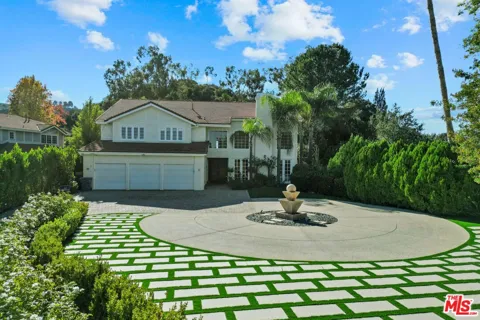 22241 Alizondo Drive