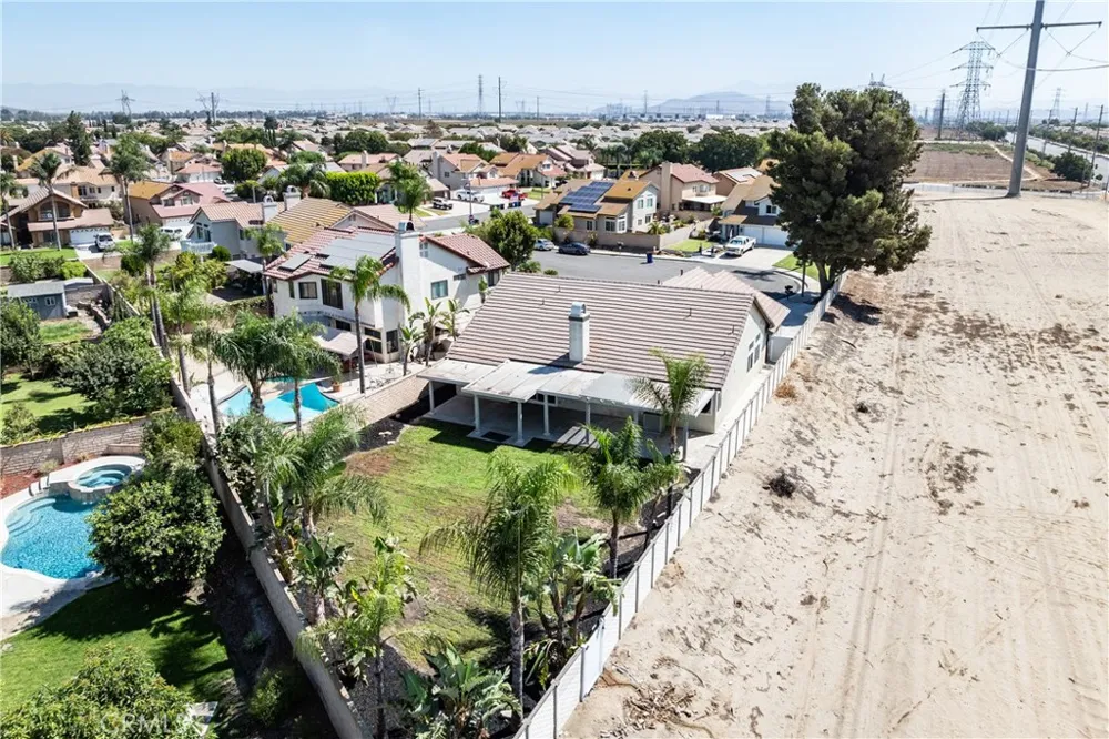 3762 S Peach Tree Ontario, CA 91761