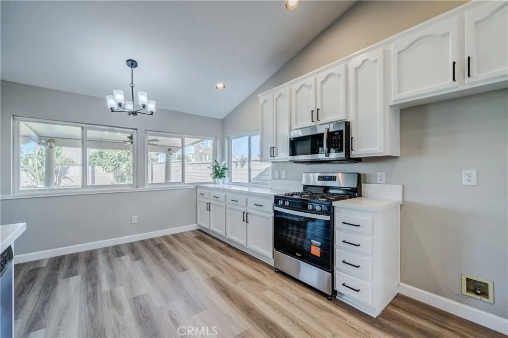 3762 S Peach Tree Ontario, CA 91761