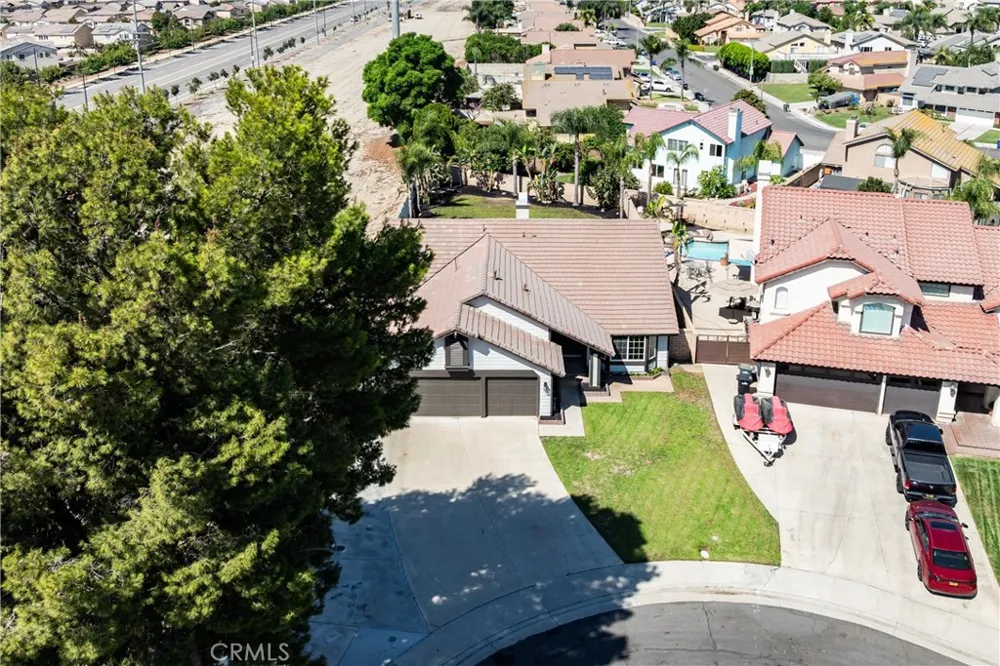 3762 S Peach Tree Ontario, CA 91761