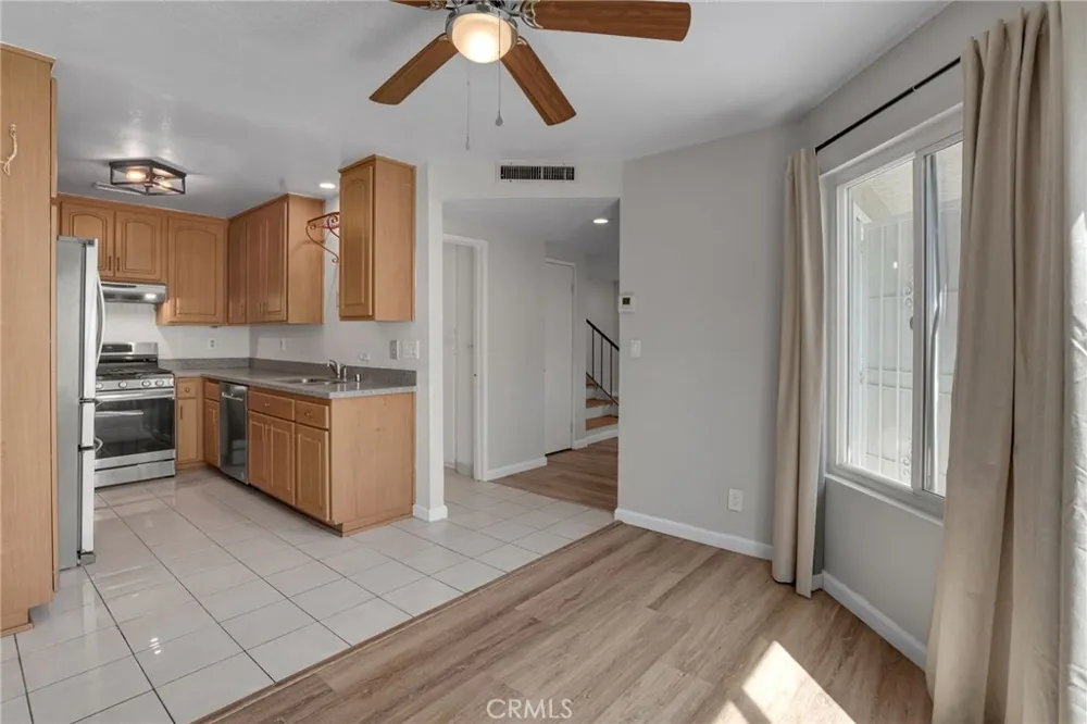 237 Orleans Long Beach, CA 90805