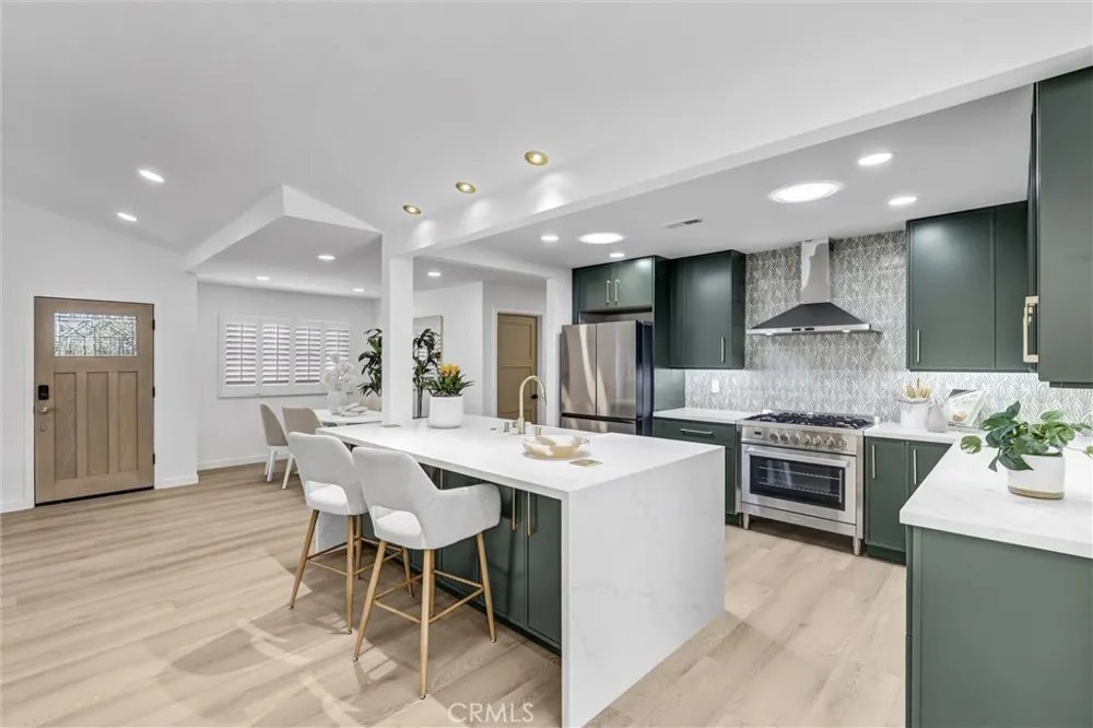 25495 Morningstar Lake Forest, CA 92630