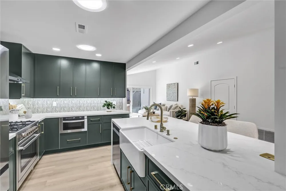 25495 Morningstar Lake Forest, CA 92630