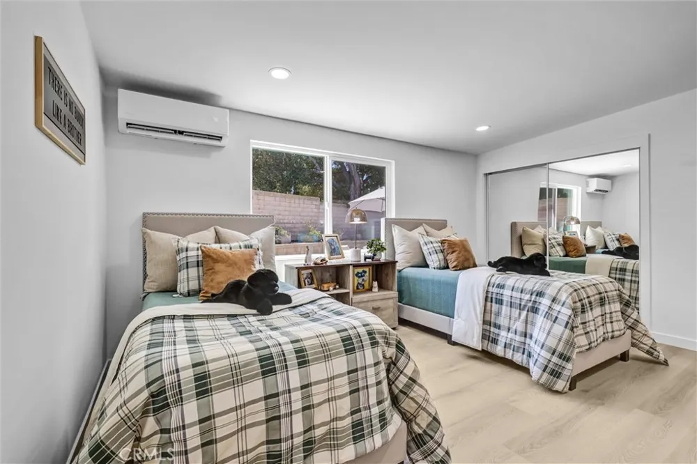 25495 Morningstar Lake Forest, CA 92630