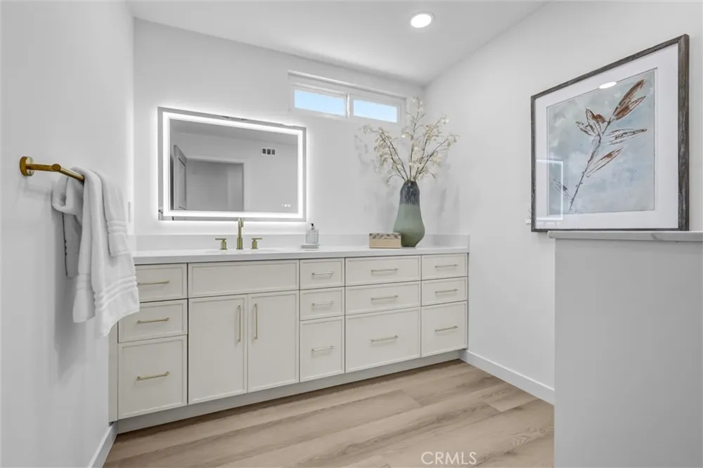 25495 Morningstar Lake Forest, CA 92630