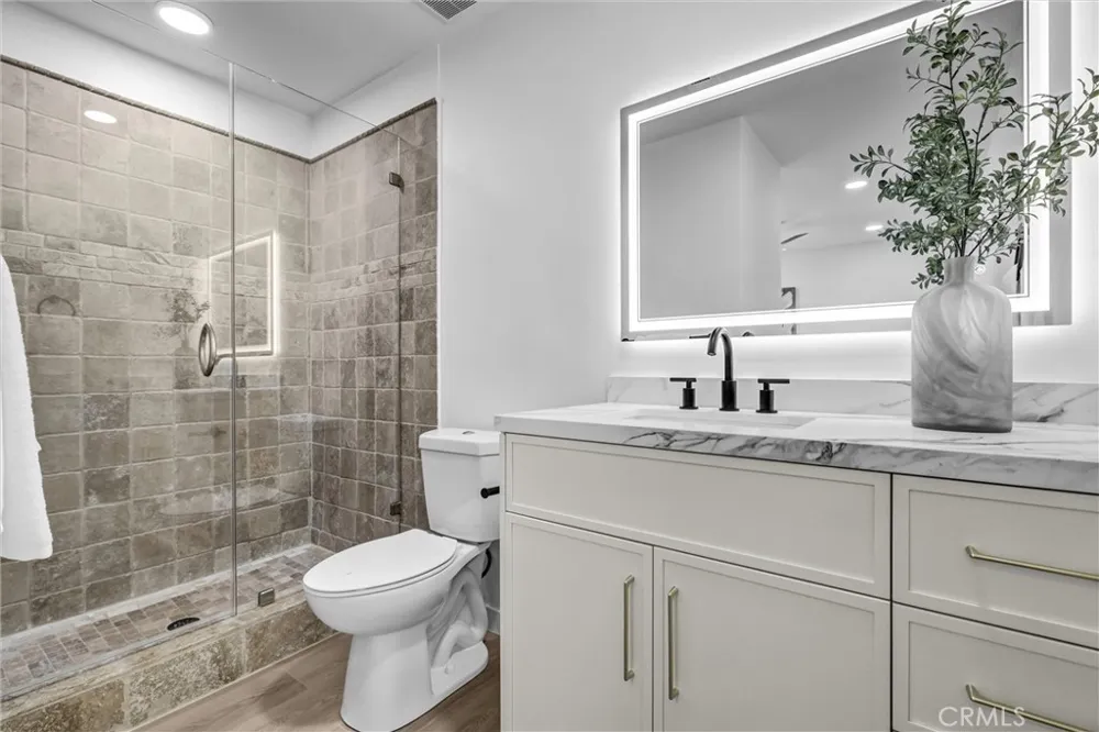 25495 Morningstar Lake Forest, CA 92630
