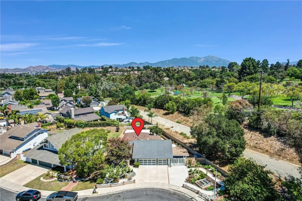 25495 Morningstar Lake Forest, CA 92630