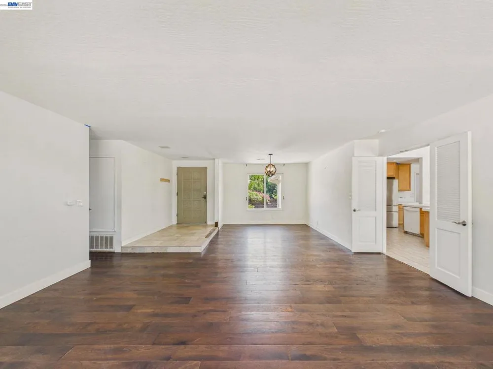 327 Steven Cir Benicia, CA 94510