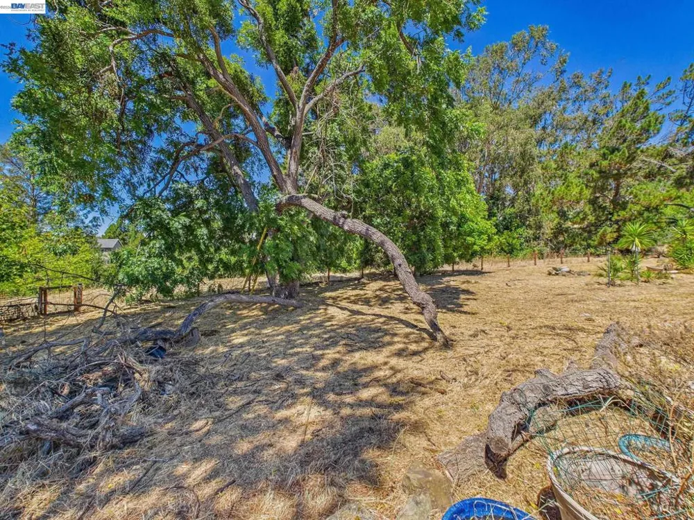 327 Steven Cir Benicia, CA 94510