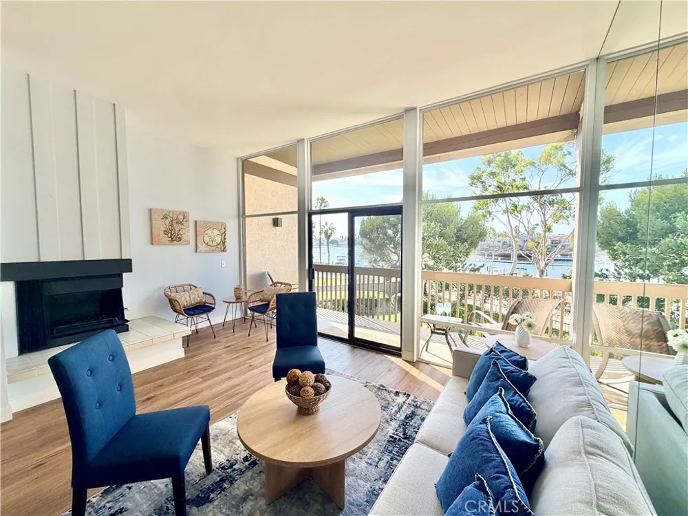 5209 Marina Pacifica Long Beach, CA 90803