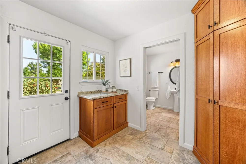 12283 Thomas Lane Yucaipa, CA 92399
