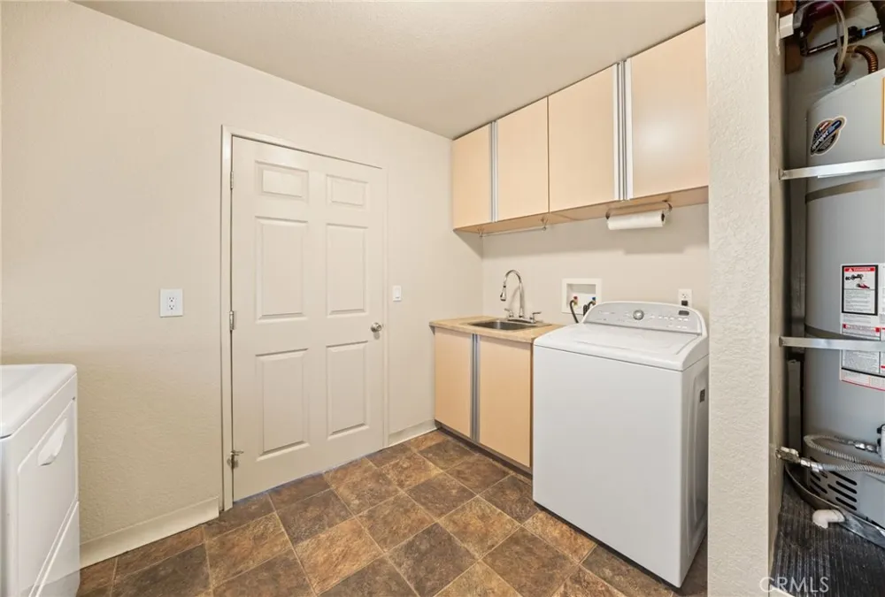 12283 Thomas Lane Yucaipa, CA 92399