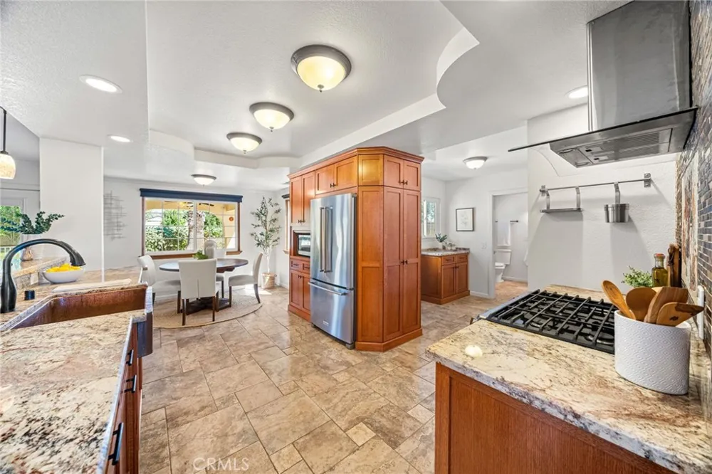 12283 Thomas Lane Yucaipa, CA 92399