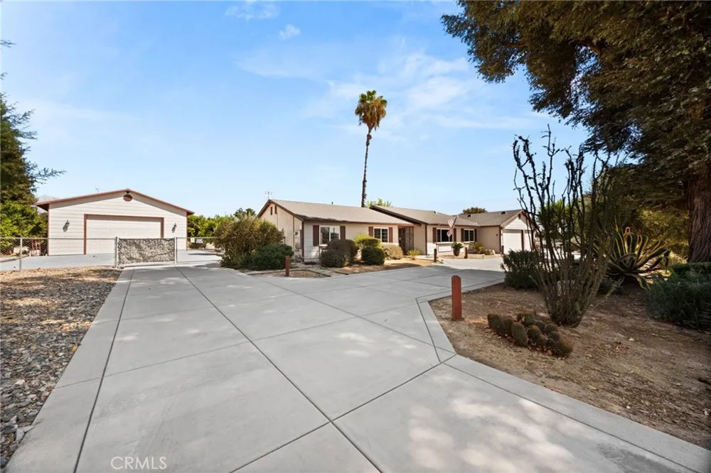 12283 Thomas Lane Yucaipa, CA 92399