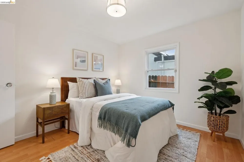 3323 Pinole Valley Rd Pinole, CA 94564