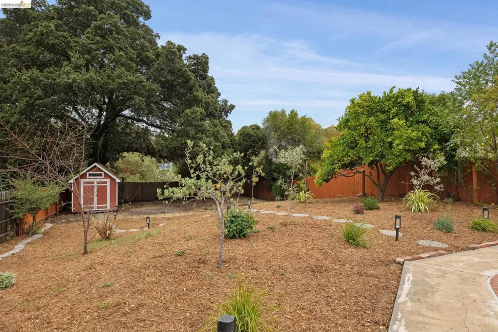 3323 Pinole Valley Rd Pinole, CA 94564