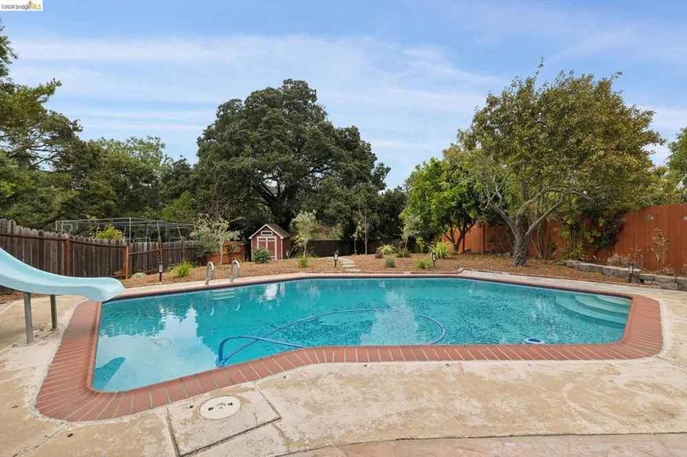 3323 Pinole Valley Rd Pinole, CA 94564
