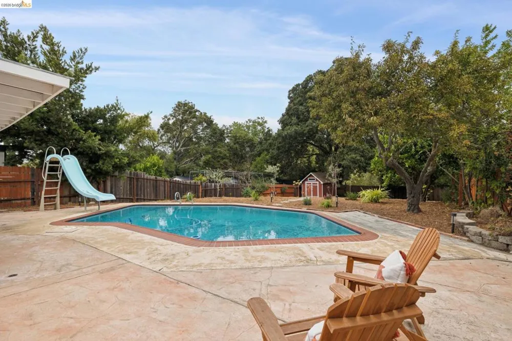 3323 Pinole Valley Rd Pinole, CA 94564