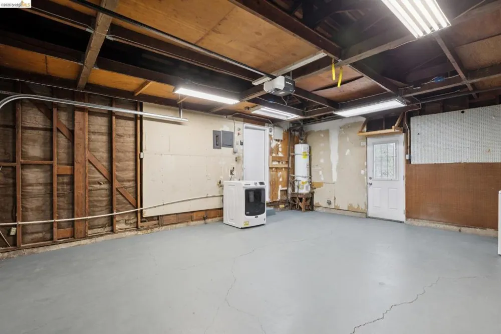 3323 Pinole Valley Rd Pinole, CA 94564