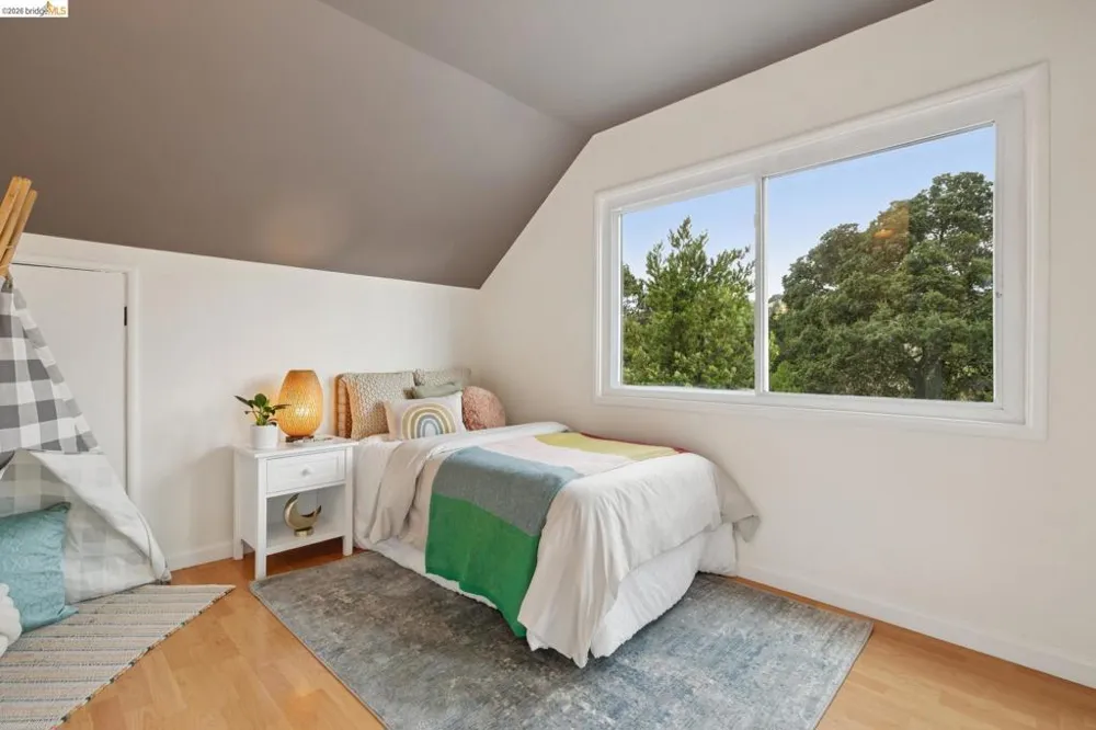 3323 Pinole Valley Rd Pinole, CA 94564