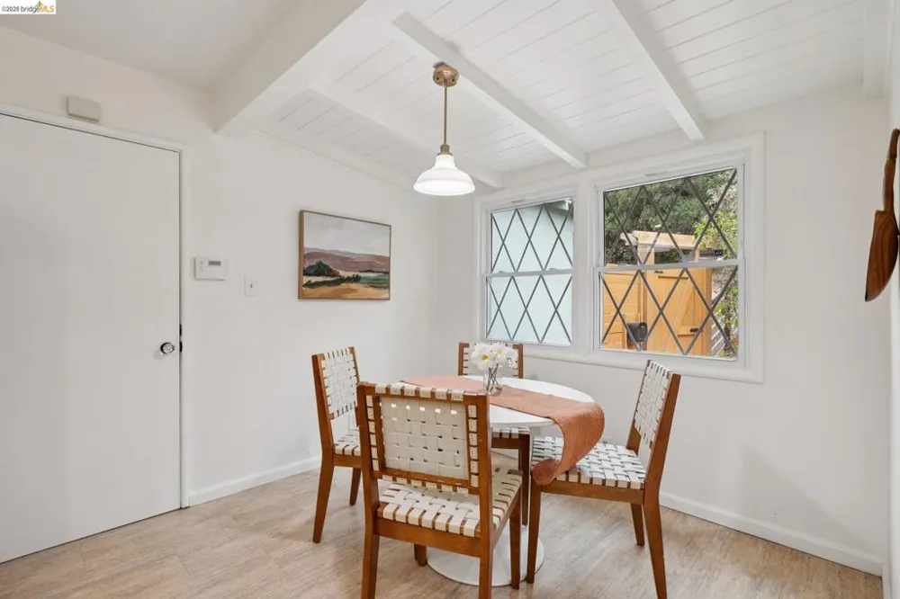 3323 Pinole Valley Rd Pinole, CA 94564