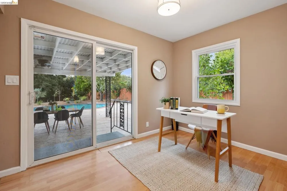 3323 Pinole Valley Rd Pinole, CA 94564