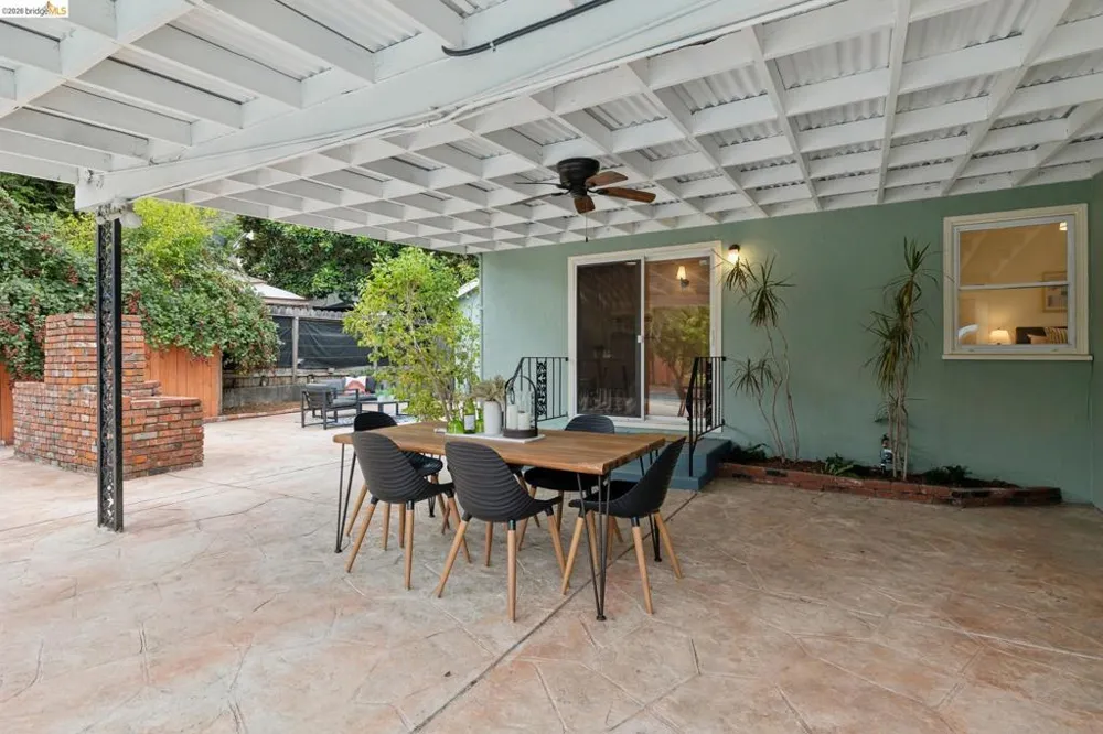 3323 Pinole Valley Rd Pinole, CA 94564