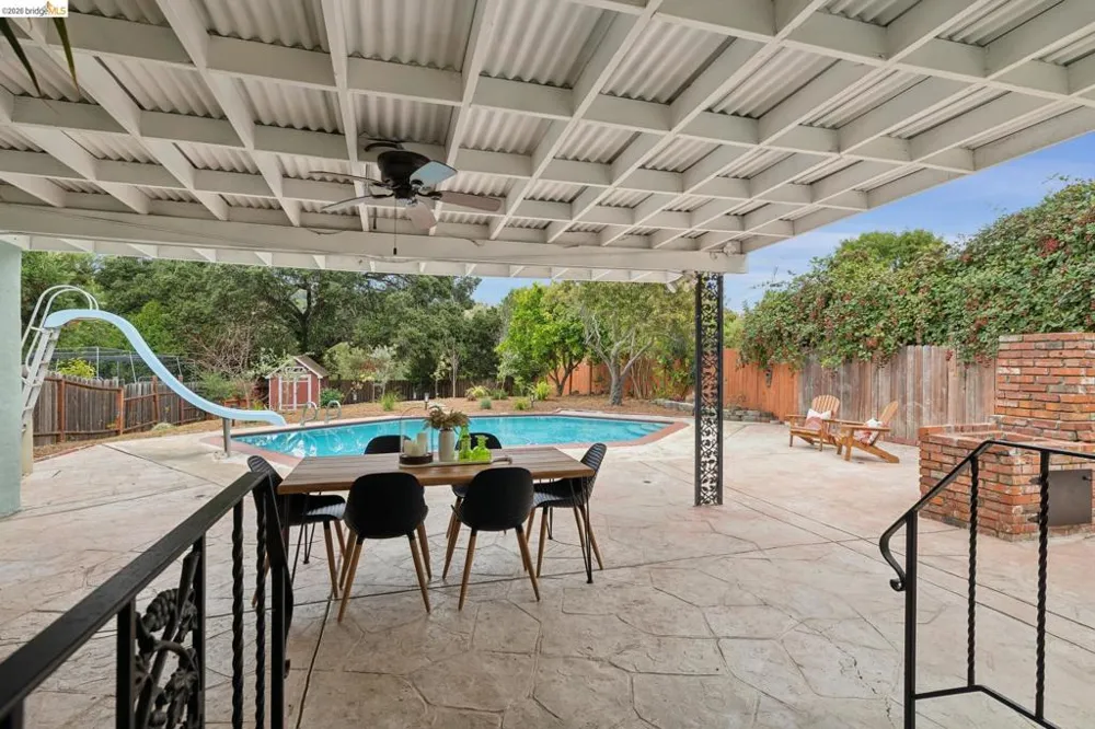 3323 Pinole Valley Rd Pinole, CA 94564