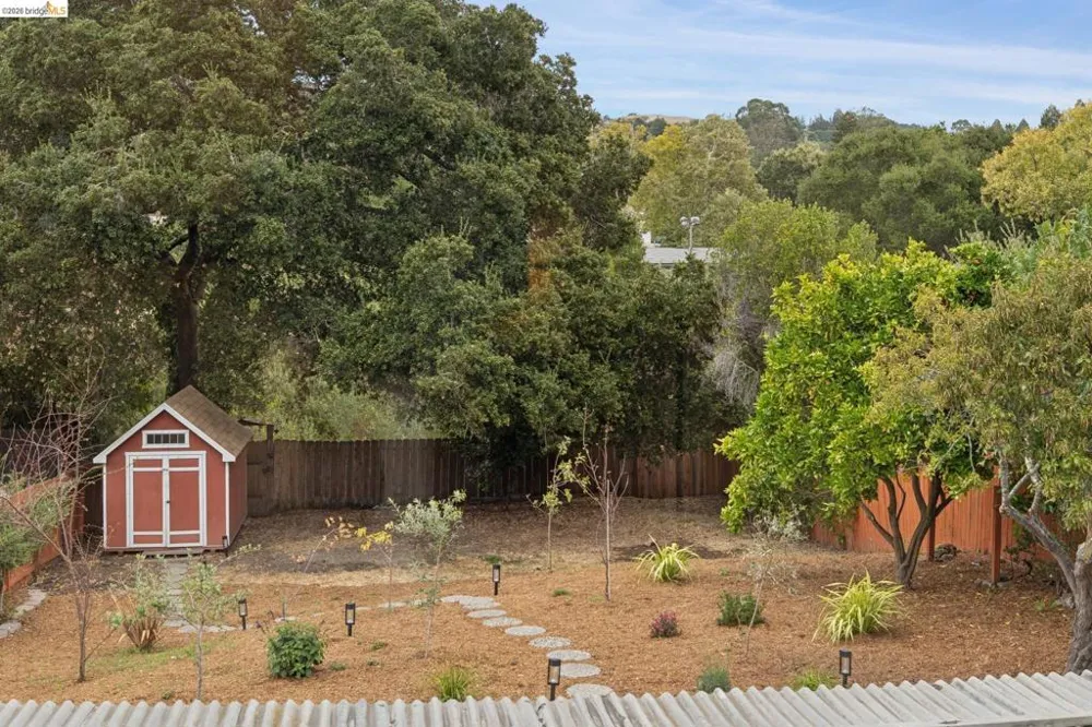3323 Pinole Valley Rd Pinole, CA 94564