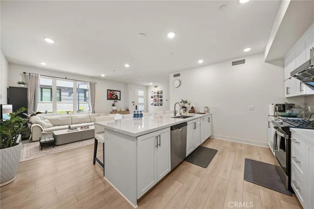 16175 Dawn Way #103 Tustin, CA 92782