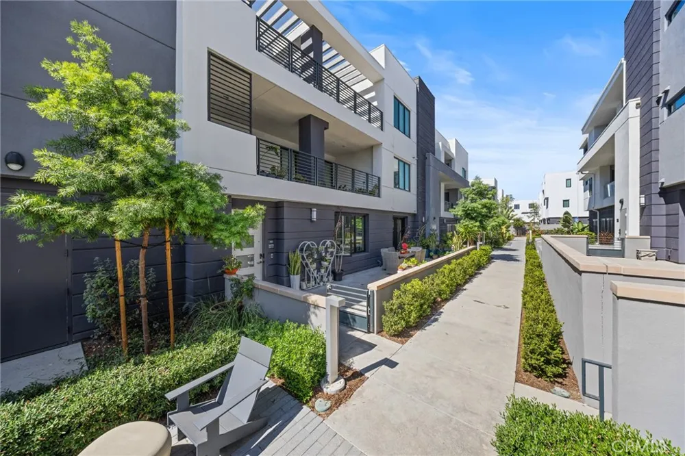 16175 Dawn Way #103 Tustin, CA 92782