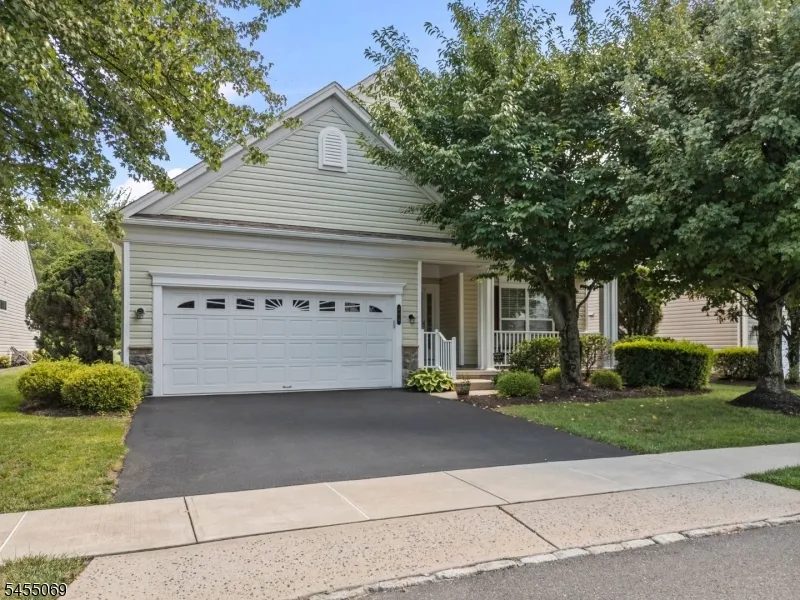 574 Post Ln Franklin, NJ 08873