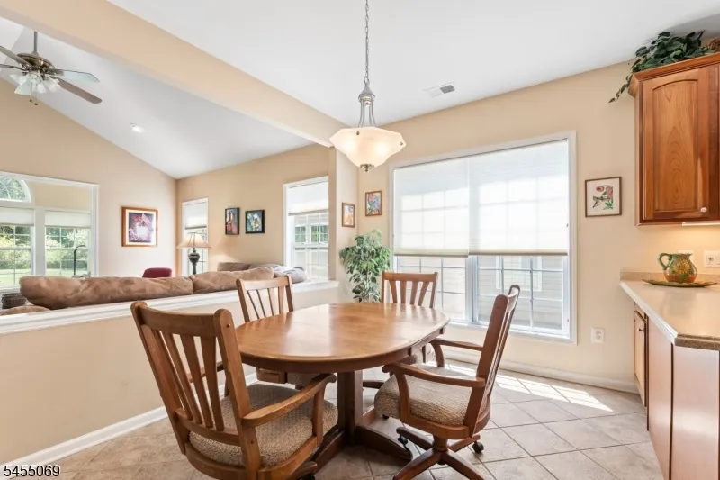574 Post Ln Franklin, NJ 08873