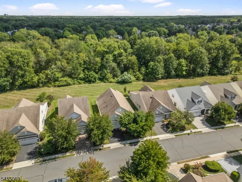 574 Post Ln Franklin, NJ 08873